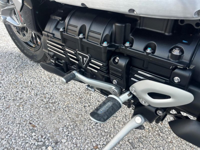 TRIUMPH Rocket III