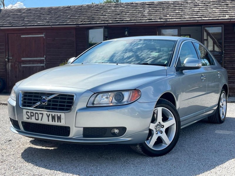 VOLVO S80