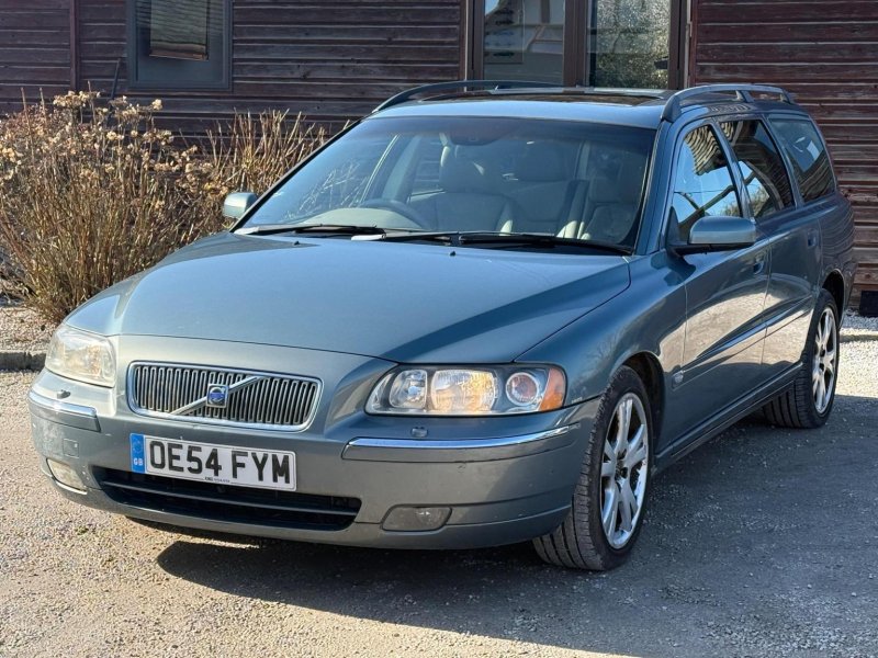 VOLVO V70