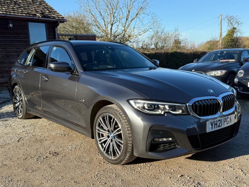 BMW 3 SERIES