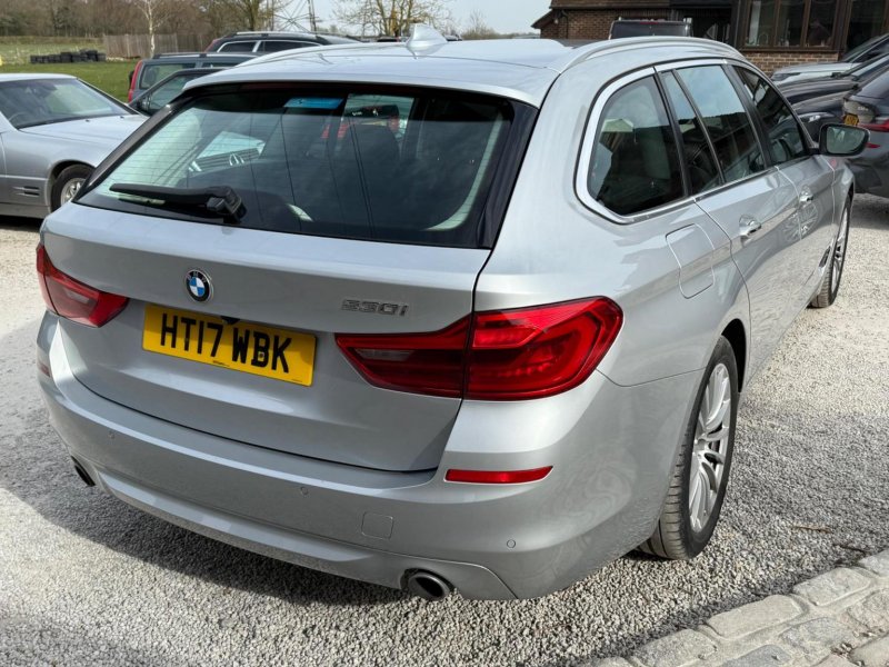 BMW 5 SERIES