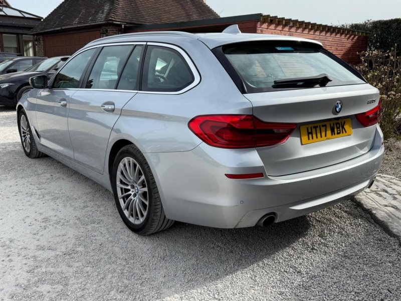 BMW 5 SERIES