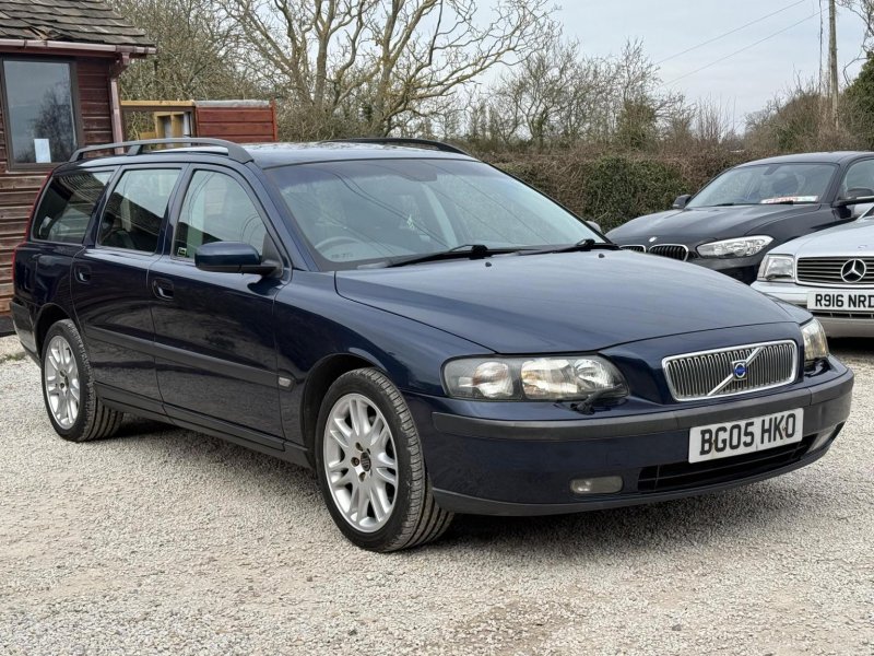 VOLVO V70
