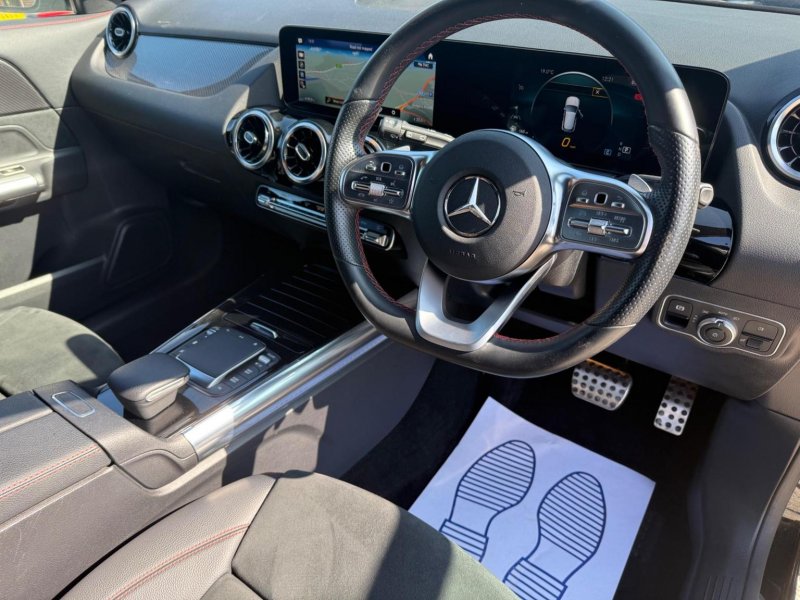 MERCEDES-BENZ GLA CLASS