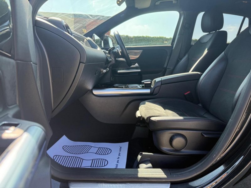 MERCEDES-BENZ GLA CLASS