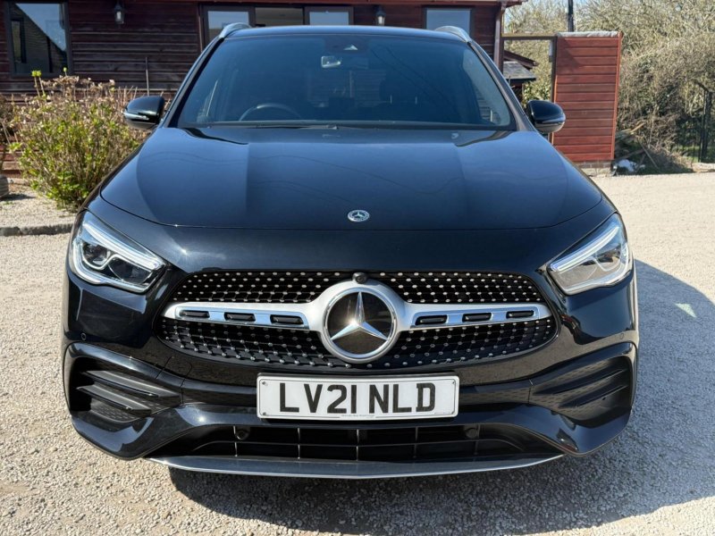 MERCEDES-BENZ GLA CLASS