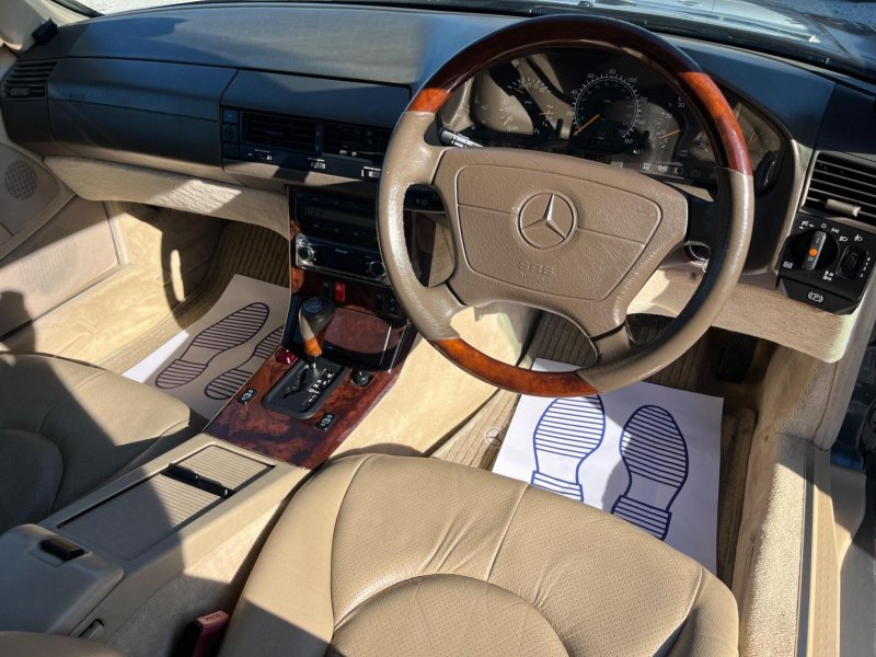MERCEDES-BENZ SL