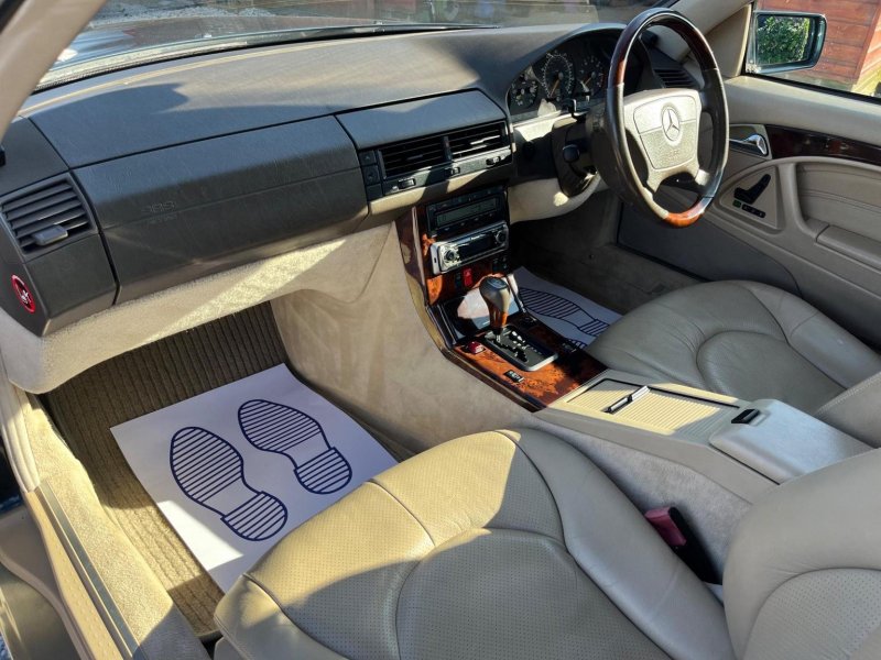 MERCEDES-BENZ SL