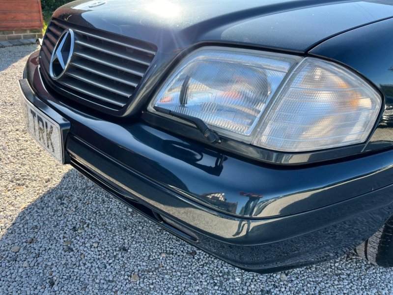 MERCEDES-BENZ SL