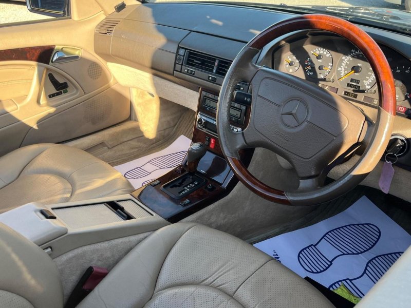 MERCEDES-BENZ SL