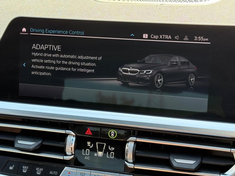BMW 3 SERIES