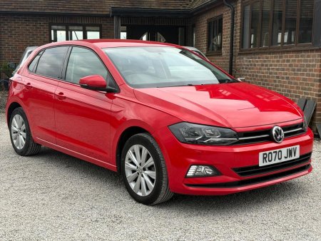 VOLKSWAGEN POLO