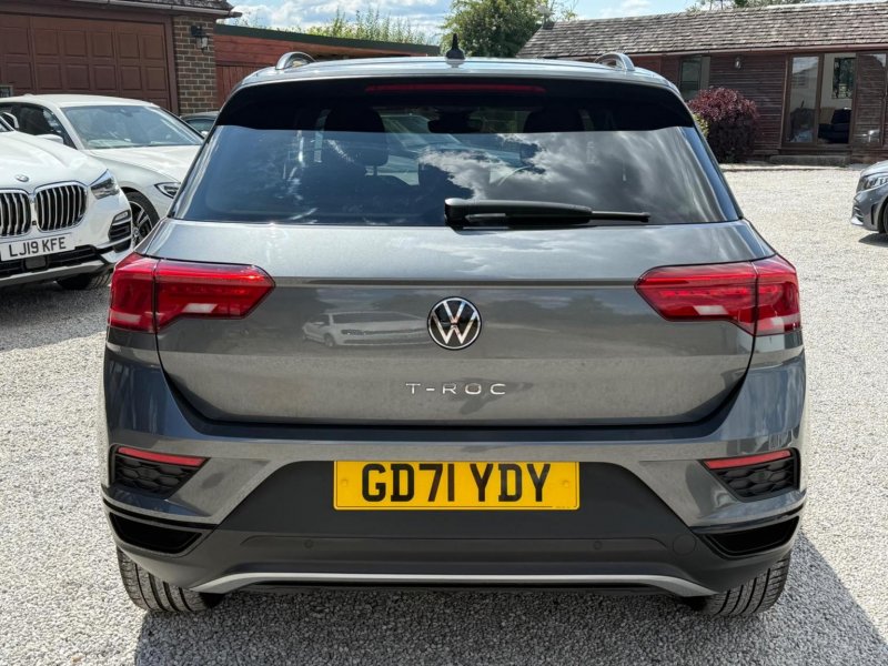 VOLKSWAGEN T-ROC