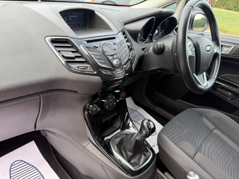 FORD FIESTA