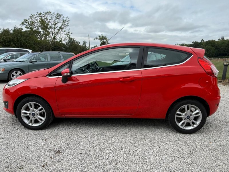 FORD FIESTA